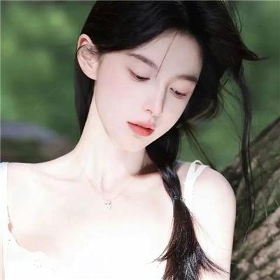 黑夜里的眼睛